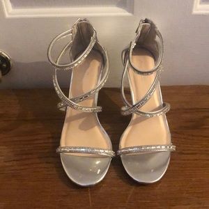 Anne Michelle high heels